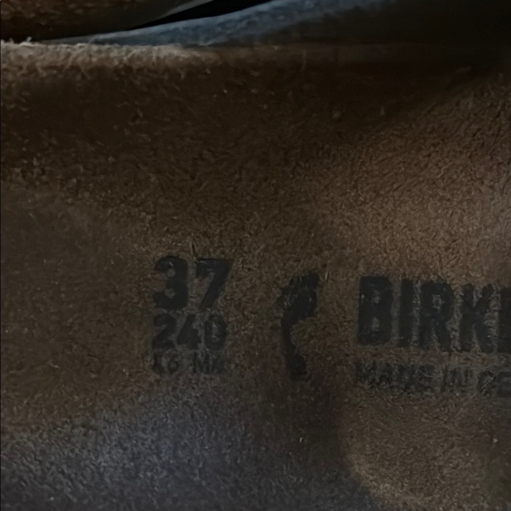 Birkenstock sz 6 vegan faux leather Camouflage Sandals great pre owned condition - Picture 3 of 7